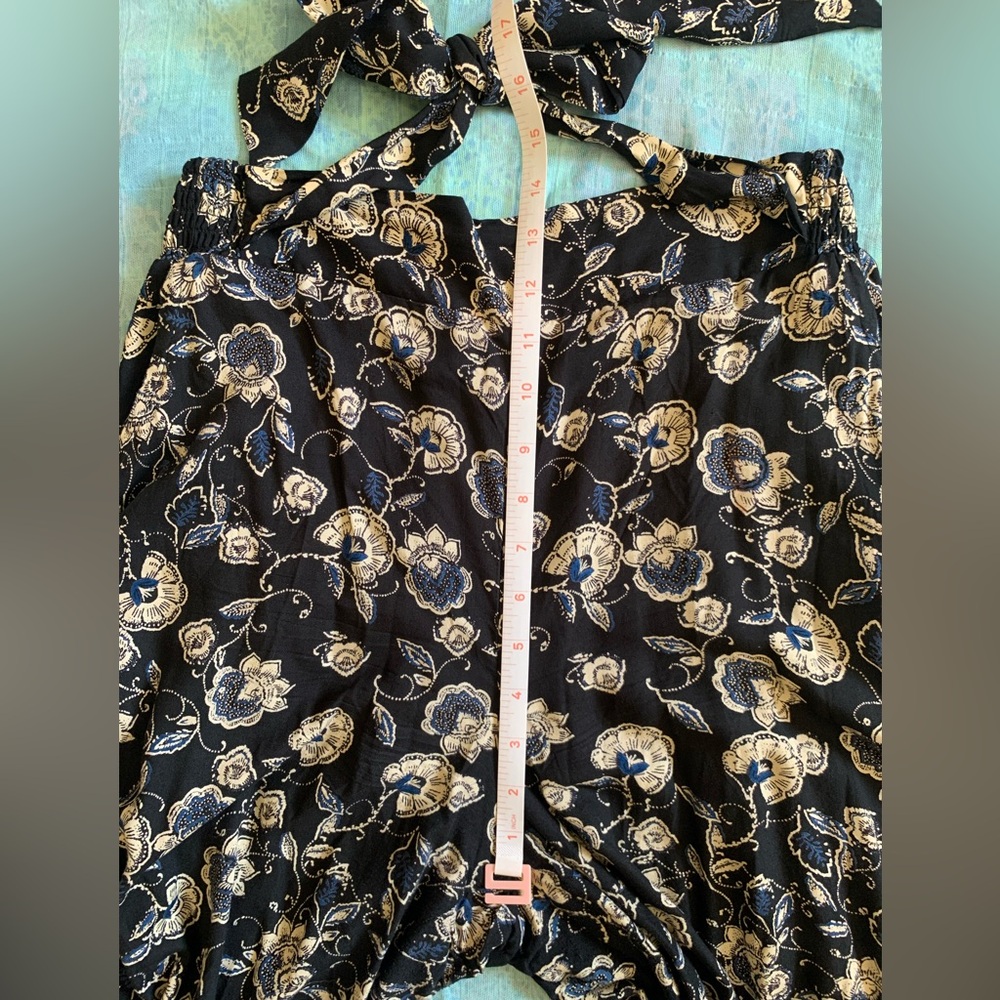 Blue Rain 100% Rayon Wide Leg Black Navy and White Floral Pant Size Medium - Picture 12 of 12